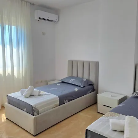 Sea View In 100 - Happy 아파트 Durrës